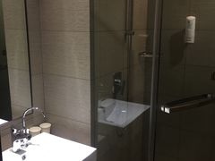 -如家驿居酒店(北京房山良乡大学城西地铁站店)