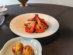 -鲁采LU STYLE(新天地店)