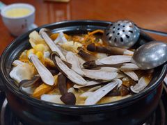 -菌之家·专业纯野生菌火锅·特色炒菌