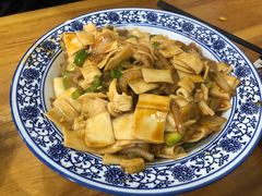 -马德元纯汤牛肉面(太奥广场店)