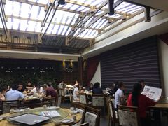 -阿瓦山寨·湘菜现炒·剁椒鱼头王(咸阳总店)
