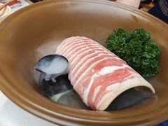 -老牌坊云南鱼豆花火锅(哈西万达店)
