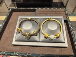 -周生生Chow Sang Sang(新世界店)