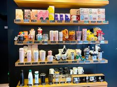 零售区-星巴克(绍兴柯桥柯岩景区店)