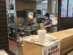 -麦当劳(中山公园龙之梦店)