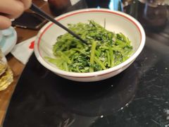 -川流不息·地道川菜·小龙虾(新松江路店)