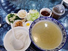 -桥香园云南过桥米线(金马碧鸡店)