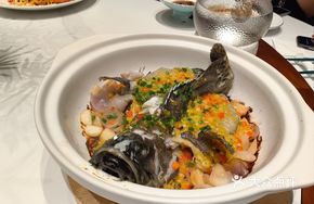 Stewed Pearl Perch with Yellow Pepper Sauce in Clay Pot