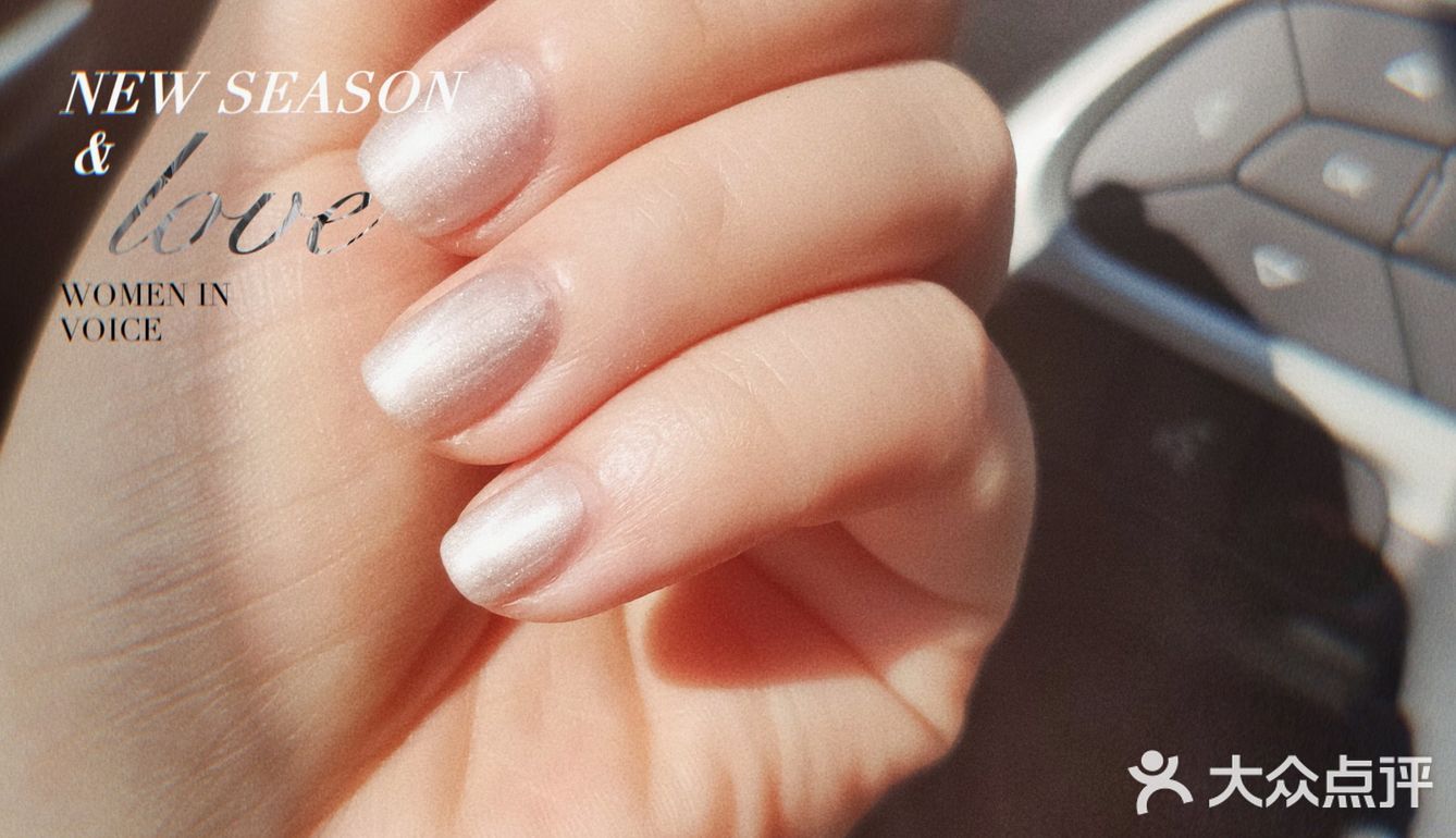 做个漂亮的美甲过夏天吧～