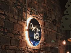 -Retro Deli