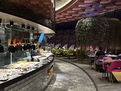 -荣誉国际酒店-云顶旋转餐厅