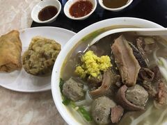 -华威达牛庄(黄埔大道西店)