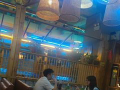 -六福烧烤酒馆(秦隆步行街店)