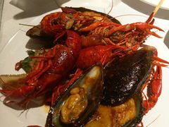 -领鲜活海鲜榴莲自助火锅(东门店)