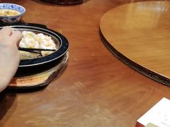 -东口码头·烧鸽子·鱼头泡饼·地方菜(金鹰悦城店)