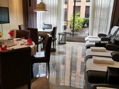 -珠海棕泉水疗酒店(拱北口岸高铁站店)