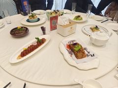 -沪华海鲜大酒楼(南汇店)