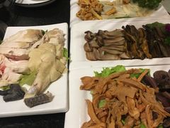 -阿鹏故事野生菌火锅(双廊古镇店)