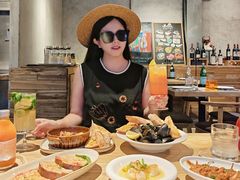 -Common Table · Brunch & Coffee