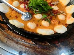 -丹水桥地锅鱼·翘嘴鲌·地方特色全鱼宴(丹江口大坝店)