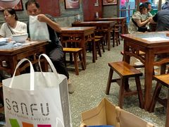 大堂-湘下佬·老长沙吃货铺(酃湖万达店)