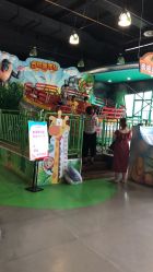 点击看大图 -维佳童话镇演出现场(徐东店)