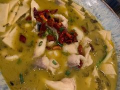 酸菜鱼-梧桐树下(云锦世家店)