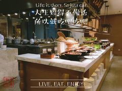 自助取餐区-都会尚膳·海鲜自助餐厅(重庆万豪酒店)