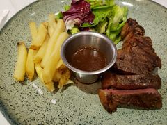 安格斯牛西冷牛排-乐意坊Alla Torre意大利手工披萨(陆家嘴旗舰店)