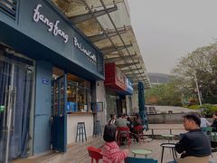 门面-Be Lived Cafe比例咖啡(摩天轮店)