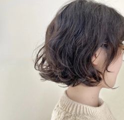 -苑苑发型设计