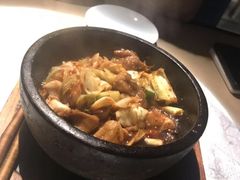 -穹六人间 people 6(岳阳路店)