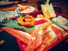 什锦生鱼丼-和彩放题餐厅(酒仙桥店)