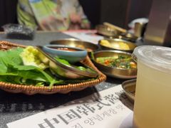 -草家酱蟹炭火烤肉店(珲春南路二店)