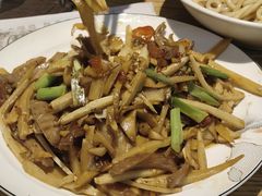 -牛八宝桂林米粉(八里庄店)