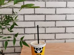 -熊猫一间店欧式奶茶铺