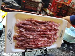 鲜切羊上脑-汇聚德京味铜锅涮肉(沈家桥二路店)