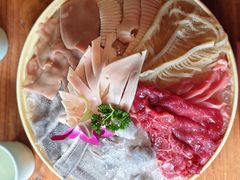 -城墙拐拐火锅(三峡广场黑金冠店)