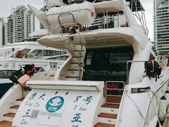 -三亚游船旅游中心(三亚鹿回头游艇游船公共码头店)