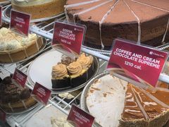 -The Cheesecake Factory(baldwin avenue)