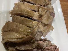 手抓羊腿肉-贯贯吉·清真餐厅(浙江中路店)