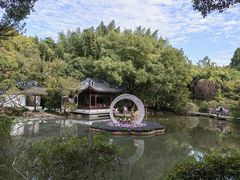 -汇龙潭