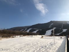 -鳌山滑雪度假区