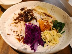 鸡丝凉米线-云海肴(星耀樟宜店)