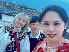 -喵屿·大理花园猫咖