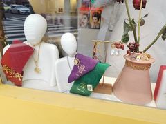 -LADY FAFA(巨鹿路陕西南路路口店)