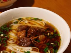 -矮子粉店1985·长沙米粉(湘春路店)
