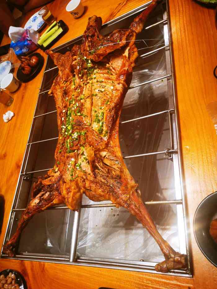 南京香木香羊烤全羊-"人生第一次吃烤全羊,味道真的是超级好,(.