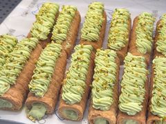-酥侯糕点(长楹天街店)
