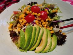 牛油果蔬菜沙拉-辣小鲜·南昌大排档(船山路店)